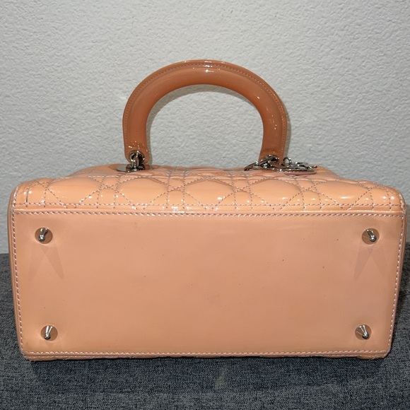 Blush light pink patent Dior Diana handbag - Picture 16 of 16